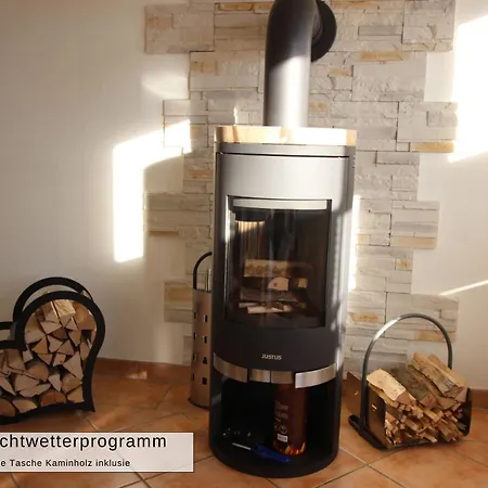 Harz-fewo Weitsicht, Modern & Ruhig Mit 2 Balkonen, Jura Kaffeevollautomat, Kaminofen, Gaeste Mit Hund Willkommen