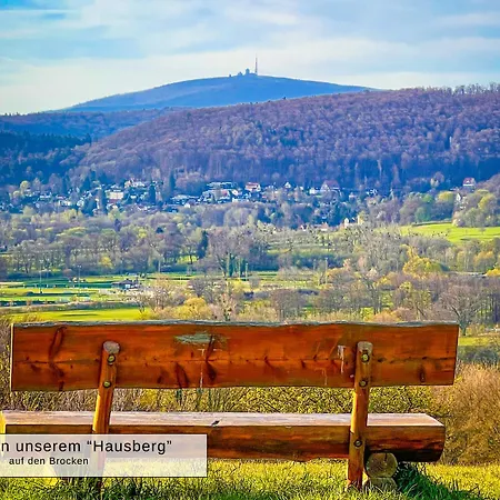 Harz-fewo Weitsicht, Modern & Ruhig Mit 2 Balkonen, Jura Kaffeevollautomat, Kaminofen, Gaeste Mit Hund Willkommen Apartmán Bad Harzburg